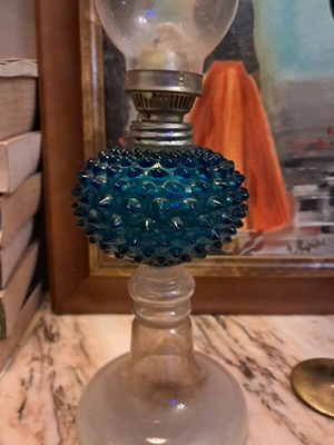 Vintage oil lamp like new