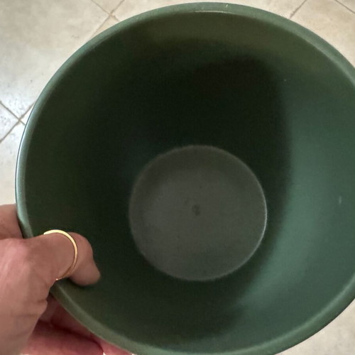 Clay flowerpot caspo new in green color