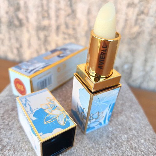 Avierll matte hydrating lipstick No 03 new