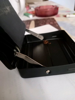 Tool for Untorn Cigarette like new, barely used