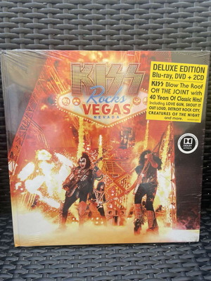 Kiss Rocks Vegas Deluxe Edition 2CD + DVD καινούργιο, rock