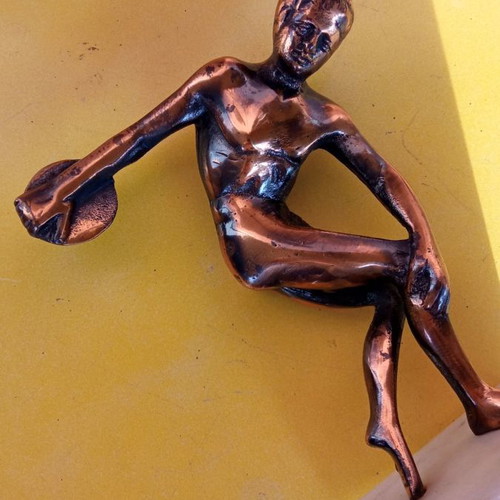 Discus Thrower bronze on marble base like new