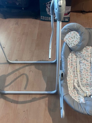 Ηλεκτρικό ρηλαξ μεταχειρισμένο με αποσπώμενο κάθισμα και τηλεχειριστήριο