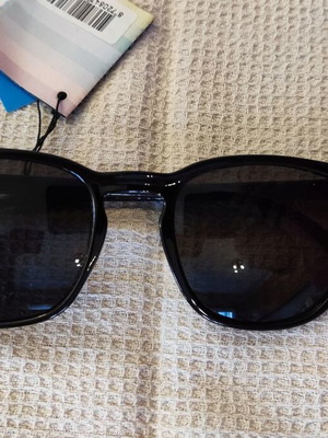 Solo-Solis NDL6353 sunglasses new, black wayfarer frame, UV400 Cat.3