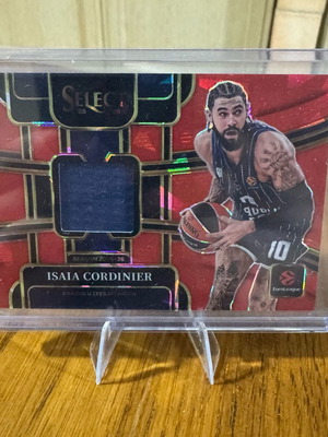 Isaia Cordinier Patch /55 basketball card