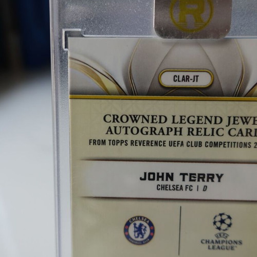 Topps Reverence John Terry Crowned Legend Jewel Autograph Relic card like new