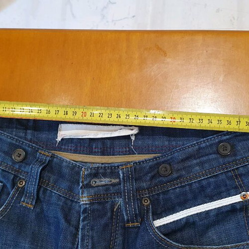 Solid dark blue jeans like new