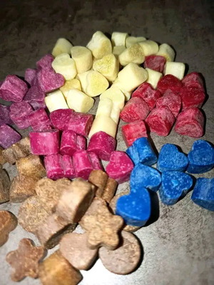 Wax melts καρδιά καινούργια, πακέτο 100 τεμάχια σε 50 αρώματα