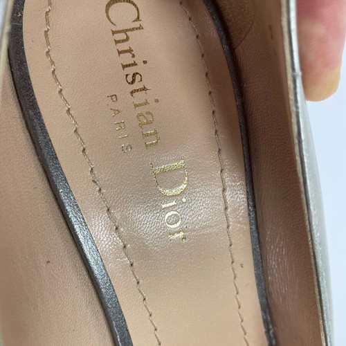 Christian Dior leather pumps size 40.5 like new, platinum color