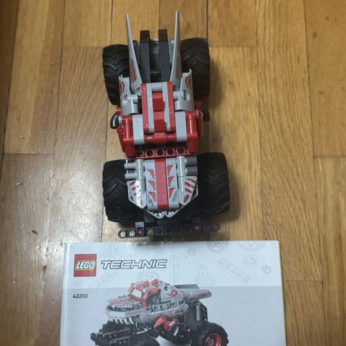 Lego 42200 Technic set like new, complete