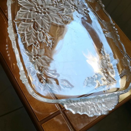 Serving tray used with embossed glass designs