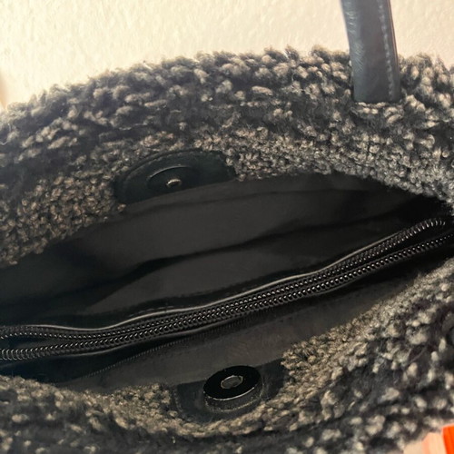 Suzy Smith handbag like new, black and gray