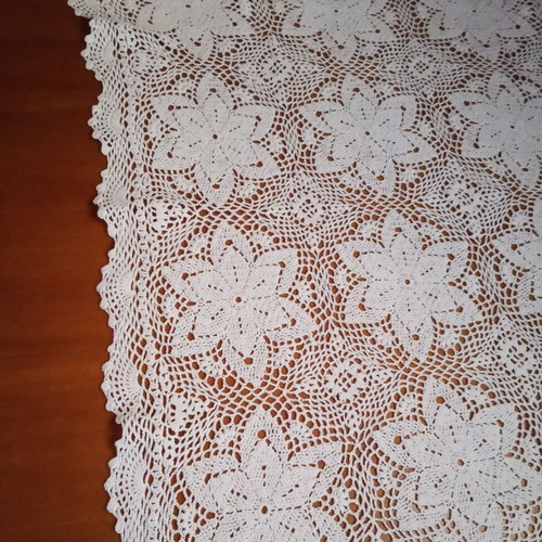 Knitted tablecloth used 77×77cm vintage