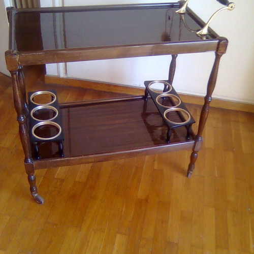 Bar cart like new with wheels