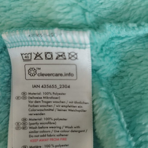Children's bathrobe Livarno home size 98/104 like new, very soft