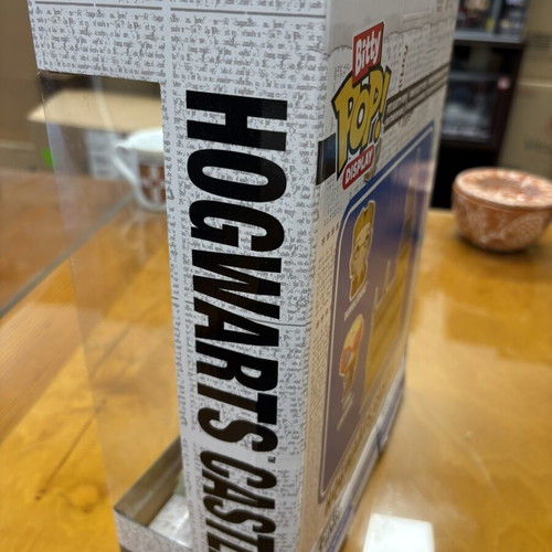Funko Bitty Pop Hogwarts Castle with 2 Harry Potter Figures like new