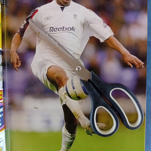Match Football Magazine Issue 1-7/8/2006 Like New with Barcelona Poster