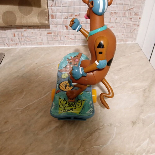 Φιγούρα Scooby Doo on skateboard σαν καινούργιο συλλεκτικό