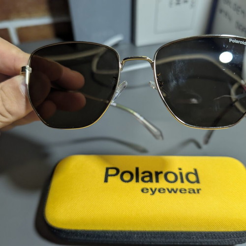 Polaroid glasses unisex women like new, beige