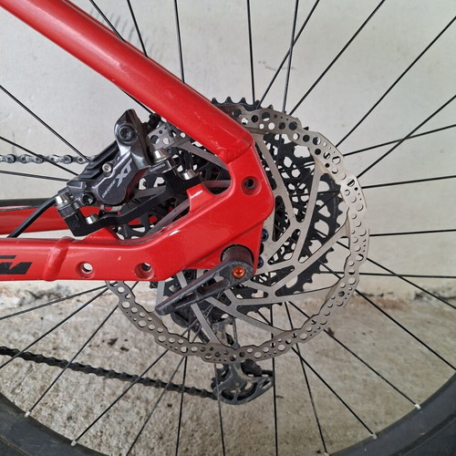 KTM Macina 291 Mountain Bike used, 27 inch, disc brakes, red