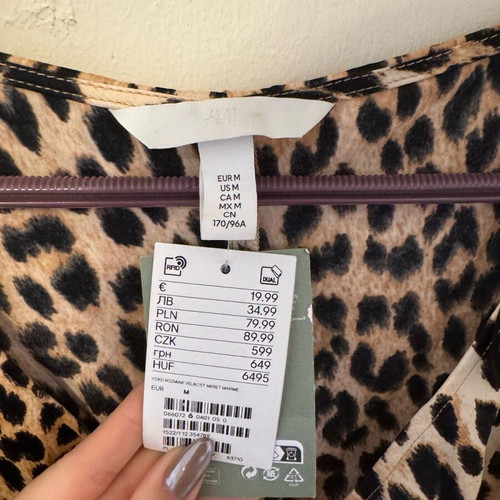 Leopard blouse with front and back ruching new, H&M, size M