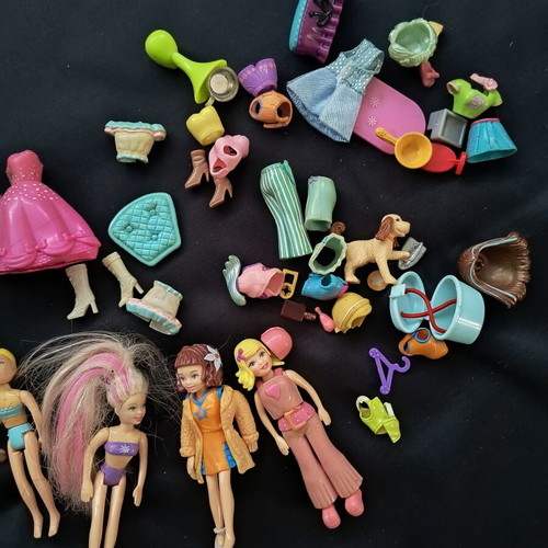Poly Pocket dolls and accessories like new