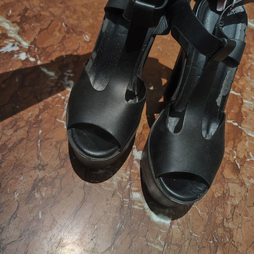 Tractor sandals used, size 37, 12 cm heel height