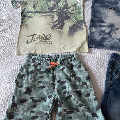 Benetton boys' clothing set like new, size 7-8, grey and blue