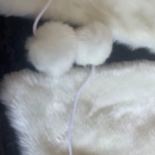 Synthetic fur shawl new, white