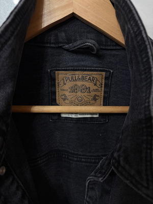 Pull&Bear black denim jacket, size Large