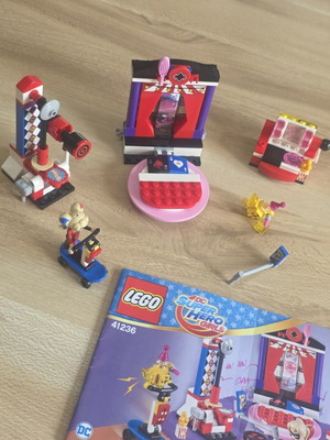 LEGO DC Super Hero Girls Harley Quinn Dorm used, 176 pieces