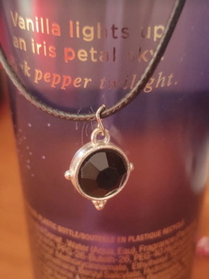 Necklace with black stone made-to-order, silver