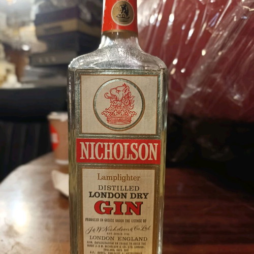 Nicholson Lamplighter vintage gin sealed bottle 700cc
