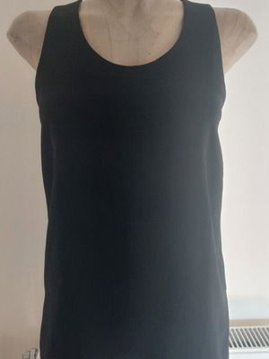 Mango black top with criss-cross back like new, size S