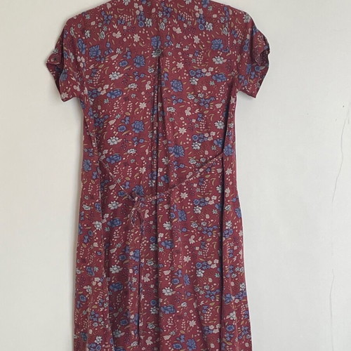 Shirt-dress attrattivo