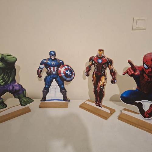 Marvel wooden figures set of 4 new, 40 cm each