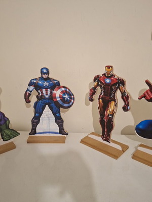 Marvel wooden figures set of 4 new, 40 cm each