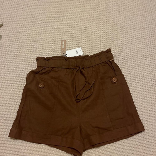 Toi&Moi shorts new, 100% linen, size Small