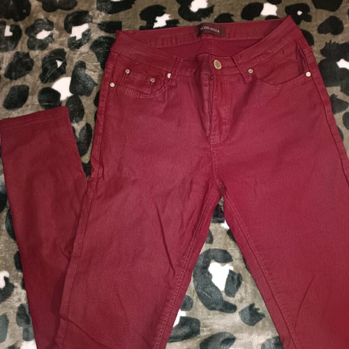 Skinny jean burgundy like new, elastic, high waist Miss Anna size S