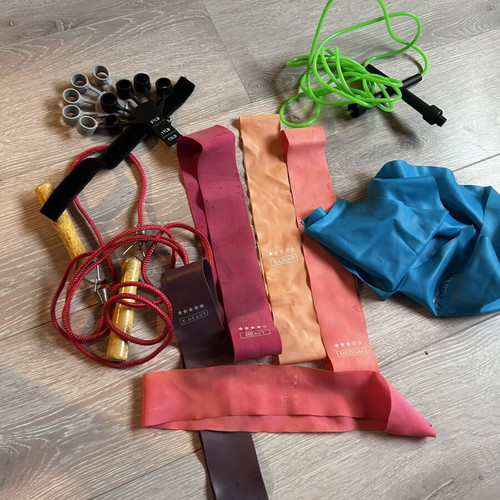 Resistance Bands and Jump Rope Workout Set like new
