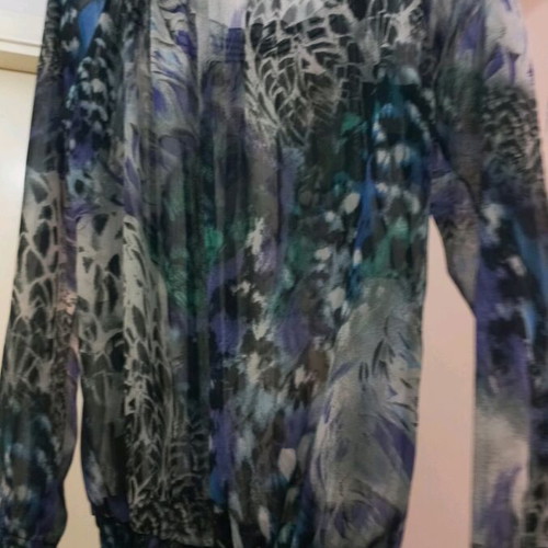 Women's blouse like new multicolor size S