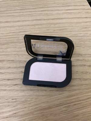 Rimmel Magnifeyes pink eyeshadow with waterproof formula