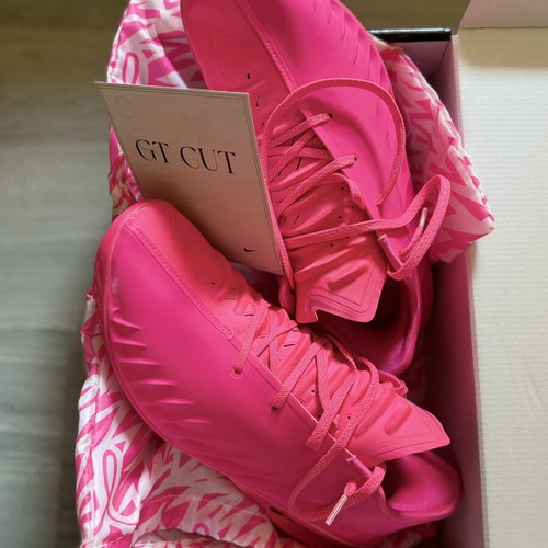 Nike G.T. Cut 4 shoes like new, pink, size 47