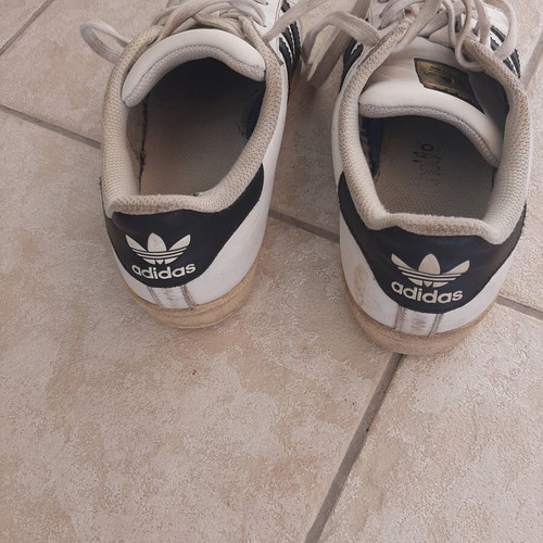Adidas shoes used, size 37.5, black and white athletic