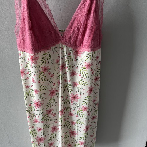 Nightdress new, white and pink, size XXL