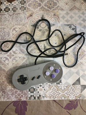 SNES Super Nintendo Imitation Retro USB PC Controller Used
