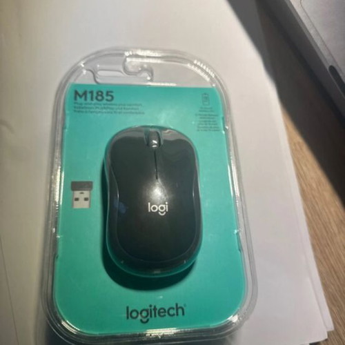 Logitech M185 wireless mouse