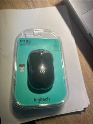 Logitech M185 wireless mouse