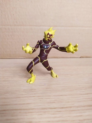 Ben 10 Heatblast фигура 7 см като нова