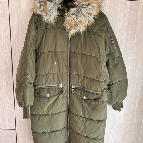 Pull & Bear jacket like new, very warm, green, size S-M